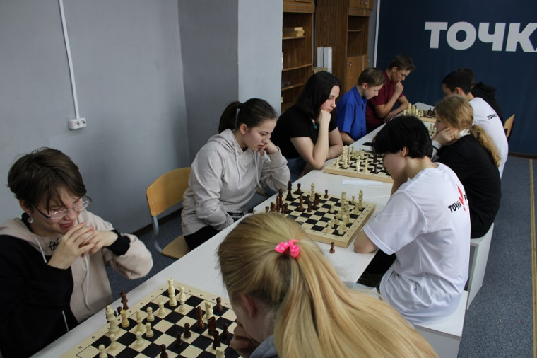 Турнир по шахматам среди образовательных центров «Точка роста».